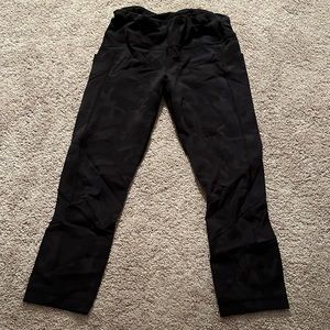 Lululemon camouflage leggings! Size 6!